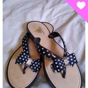 Aloha Island flip flops sandal polka dot size 9